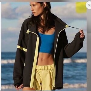 FP Movement Right On Track Zip Up Jacket Navy Combo Size Large NWT